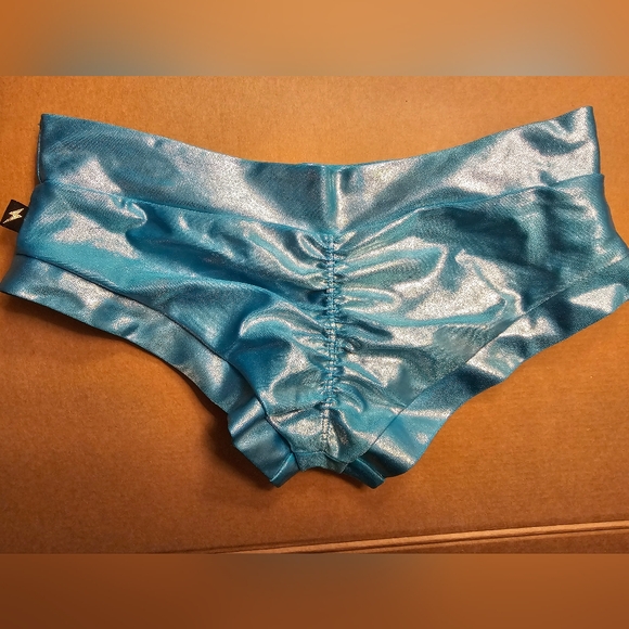 Cleo the Hurricane Essential Hot Pants Metallic Blue Size Small Polewear - Picture 2 of 3